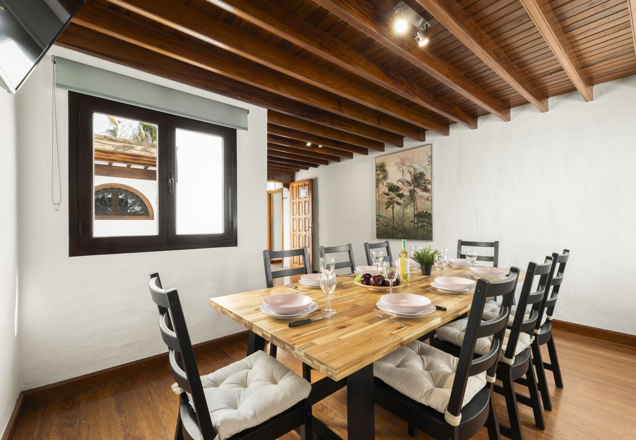 Villa à Puerto del Carmen - Villa Santa Rosa La Peñita by Escape Home