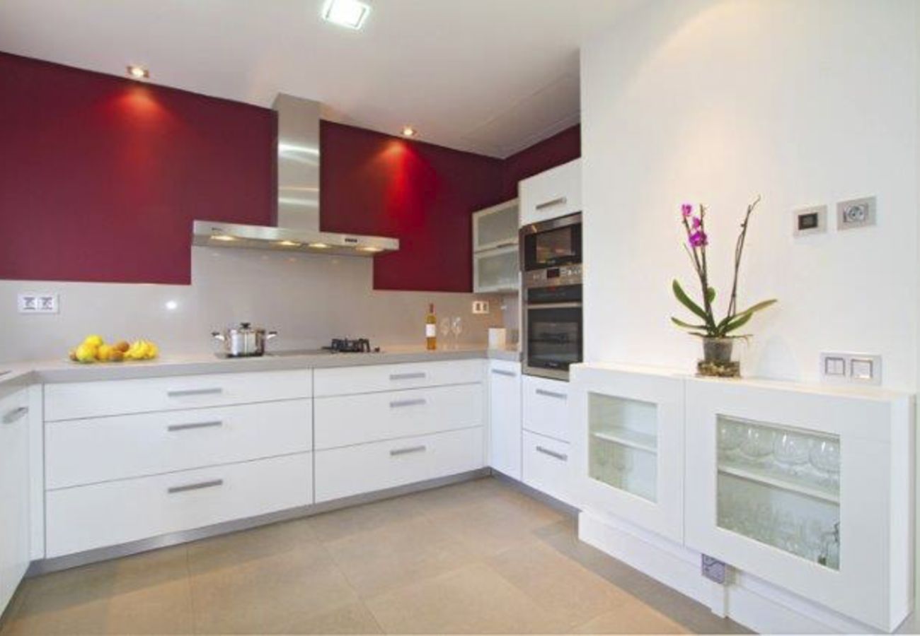 Villa à Puerto Calero - Casa Carlota by Escape Home