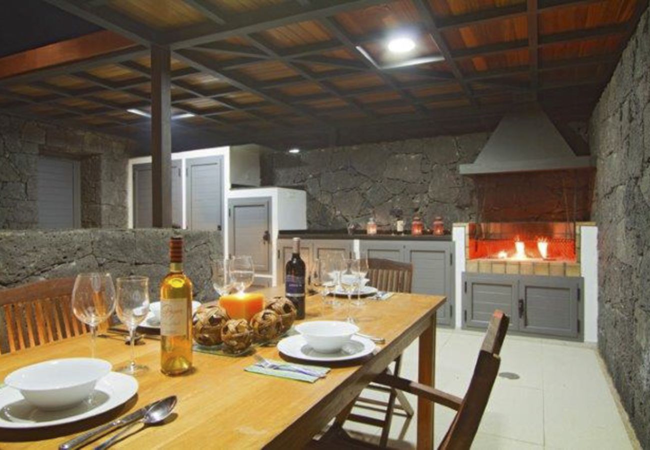 Villa à Puerto Calero - Casa Carlota by Escape Home