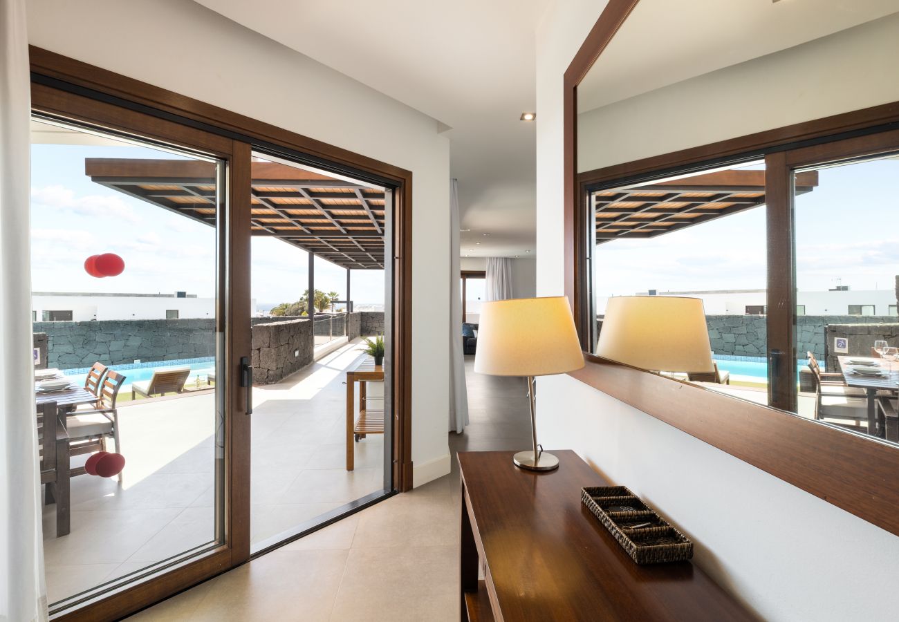 Villa à Puerto Calero - Casa Carlota by Escape Home