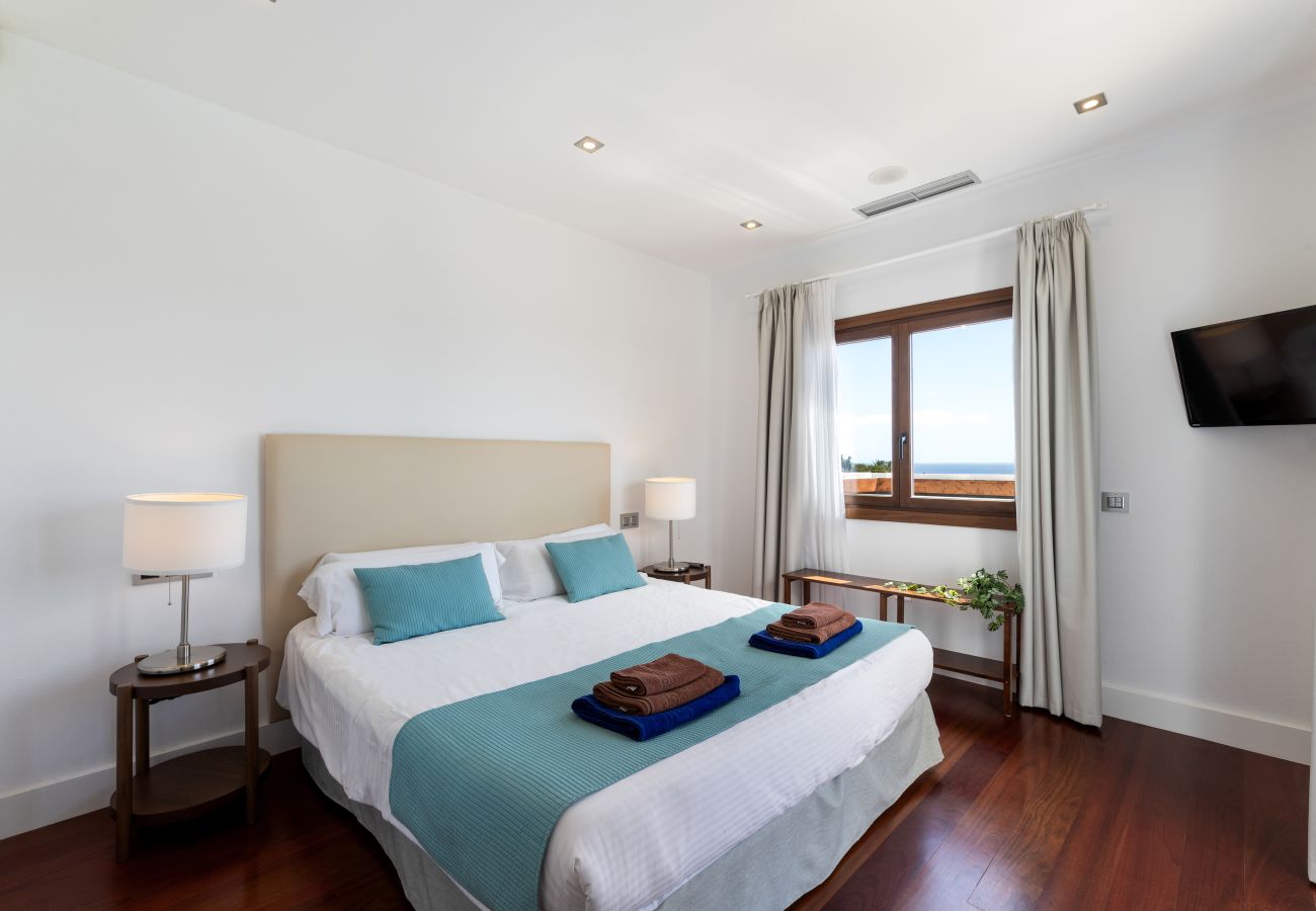 Villa à Puerto Calero - Casa Carlota by Escape Home