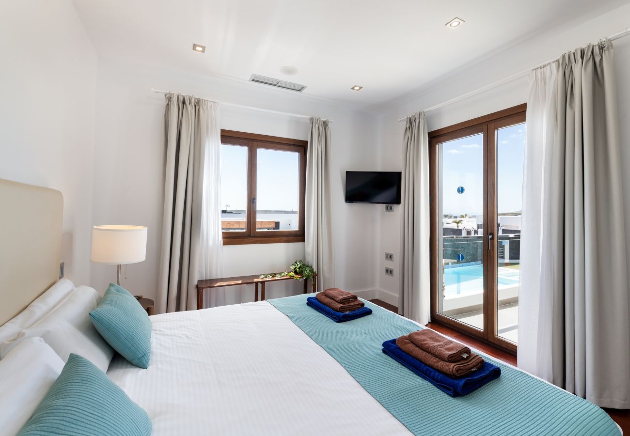Villa à Puerto Calero - Casa Carlota by Escape Home