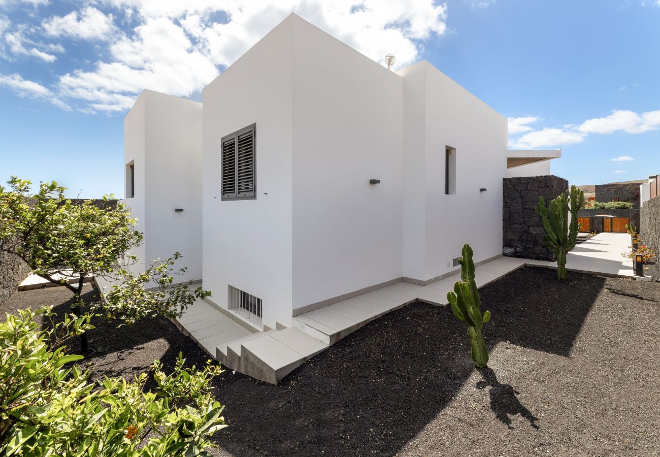 Villa à Puerto Calero - Casa Carlota by Escape Home