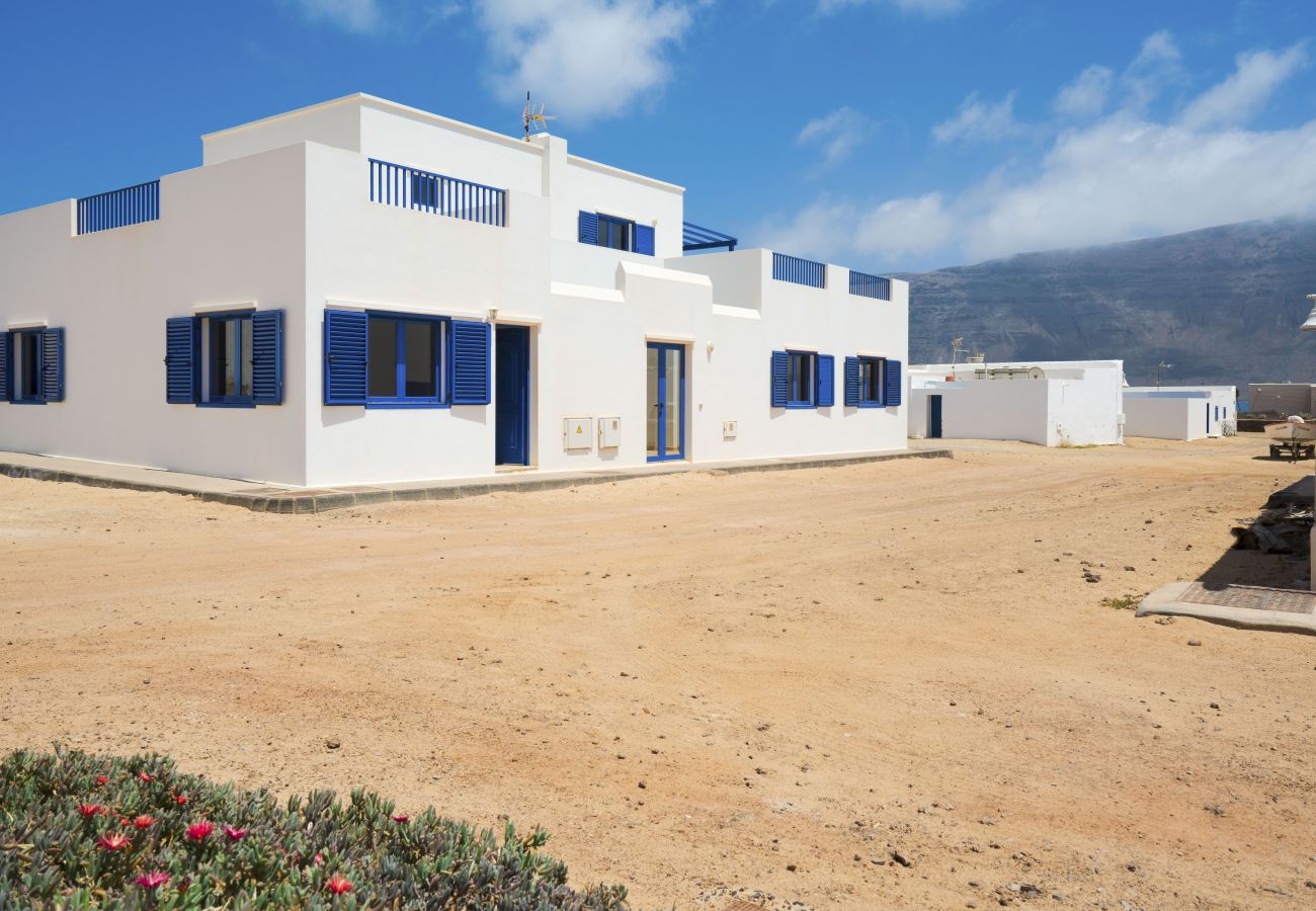 Appartement à La Graciosa - Apartmento Calima 3 by Escape Home