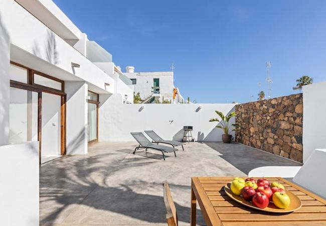  à Puerto del Carmen - Costa Mera Duplex by Escape Home