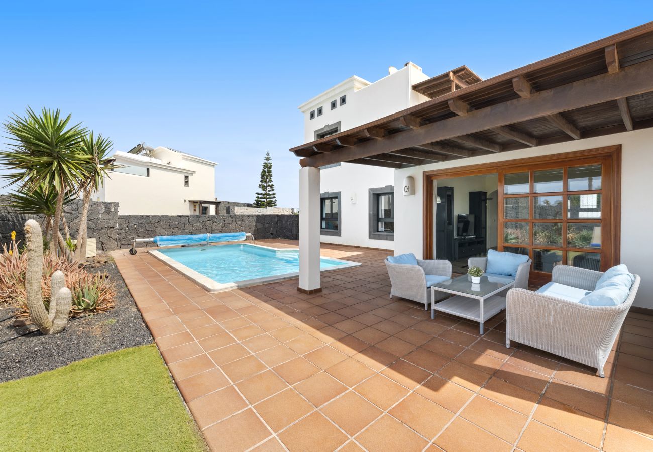 Villa à Playa Blanca - Villa Zafiro 8 by Escape Home